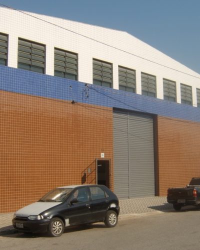 Galpão Rua Quito – Guilhermina